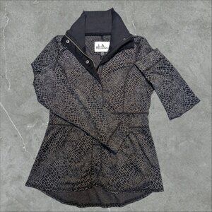 LA Religions Women's Lightweight Medium Jacket Reptile Pattern‎ Full Zip Button